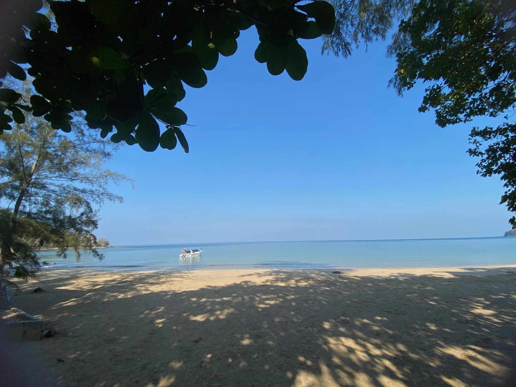 Coconut Lanta Resort @Klong Dow Beach Краби Экстерьер фото